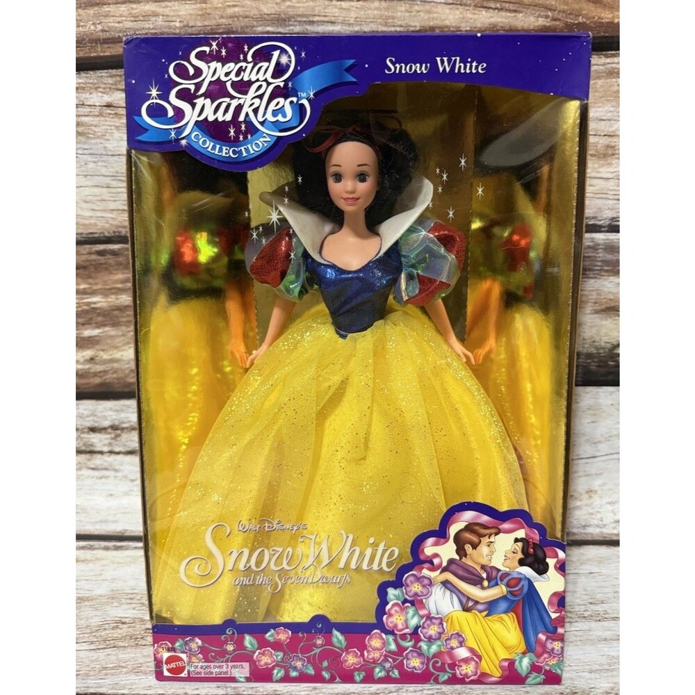 Disney's "Snow White Special Sparkles Collection" Doll 1994 Mattel #11832 NRFB